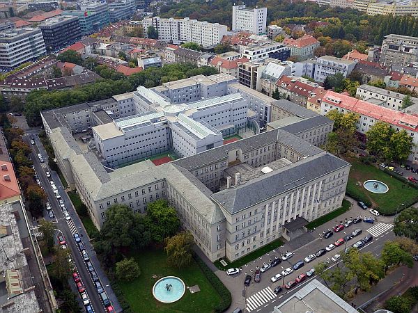 Foto: Justičný palác – sídlo Krajského súdu v Bratislave (zdroj: www.zvjs.sk)